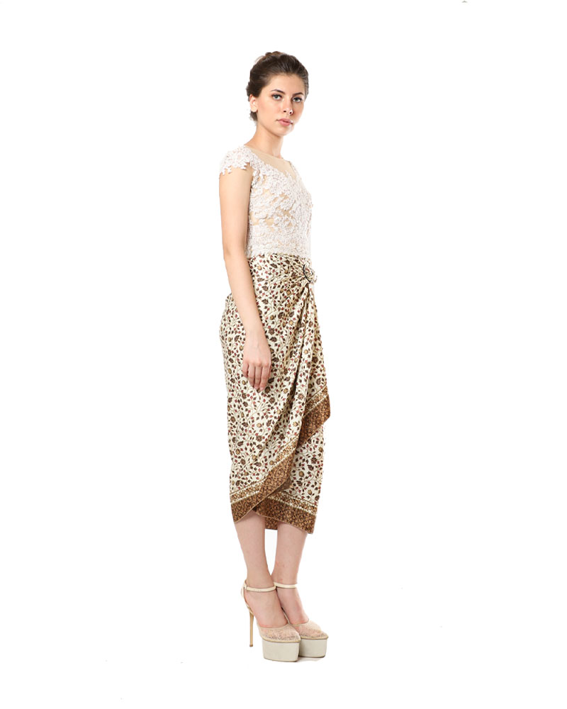 Kebaya Cream Sleeveless LOTA