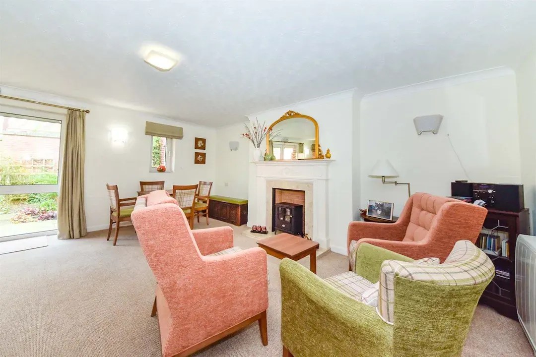 Warden Controlled Housing What Are the Benefits? Lottie