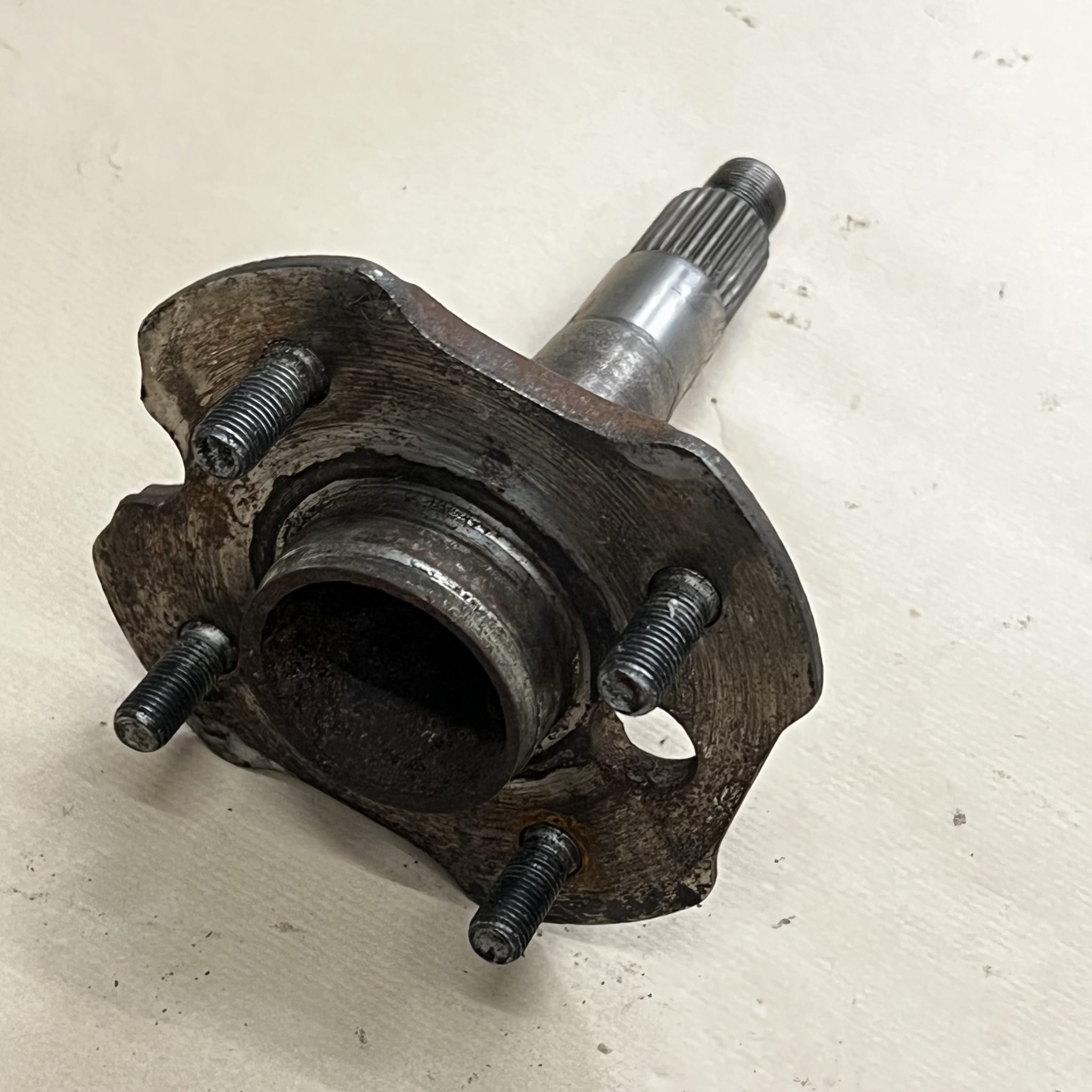 Lotus Excel Outboard Driveshaft Wheel Hub Used LotusBits Ltd.