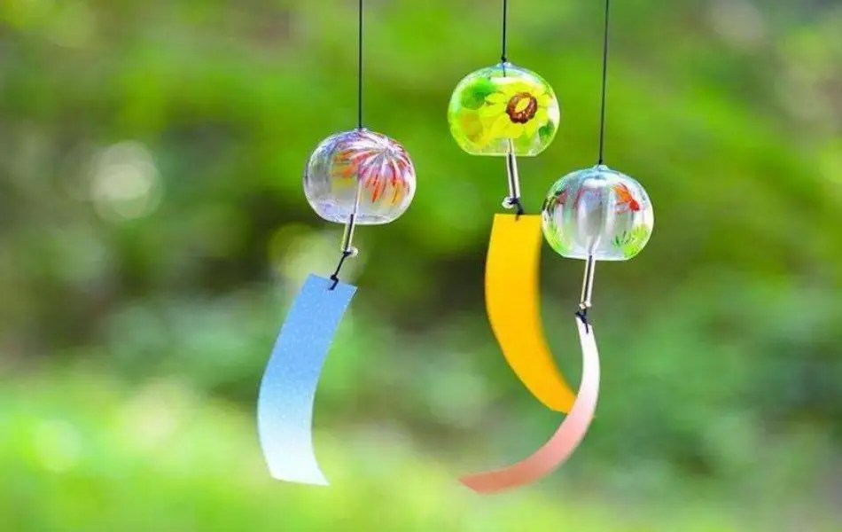How to Use Wind Chimes in Feng Shui LotusBuddhas
