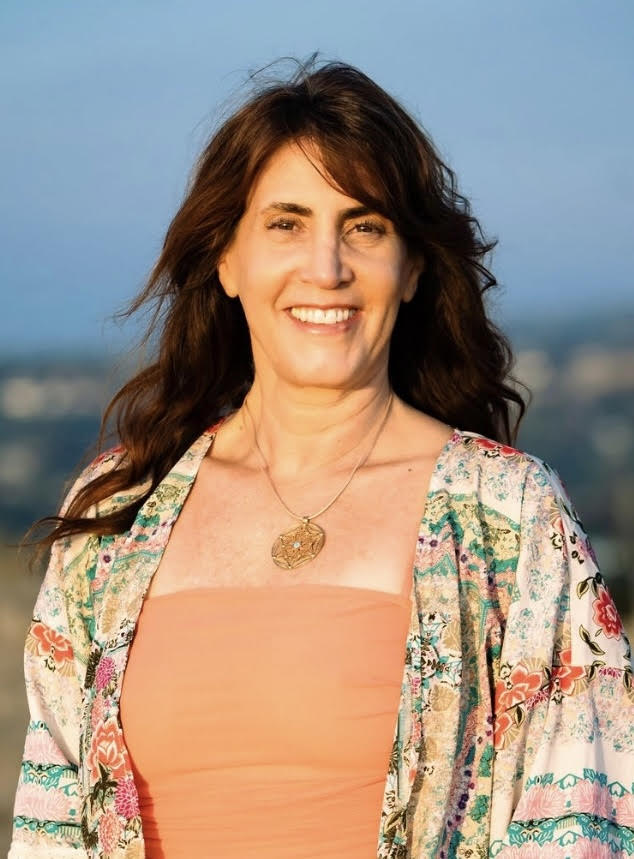 Debbie Sutz Lotus Estate Properties