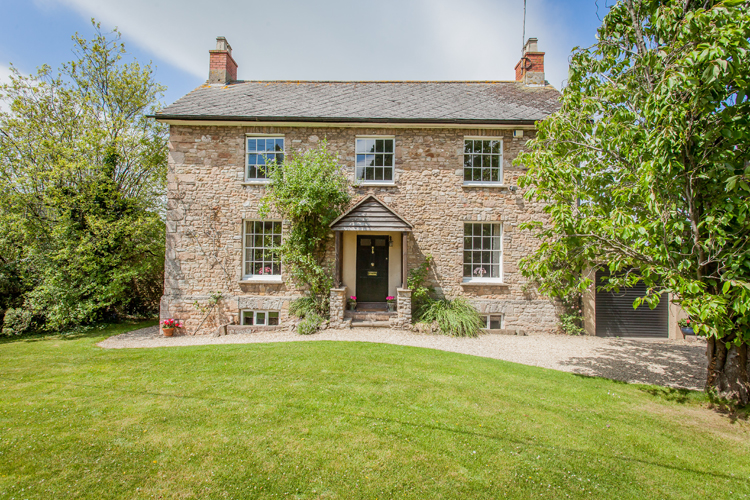 lower almondsbury Louise Light Property