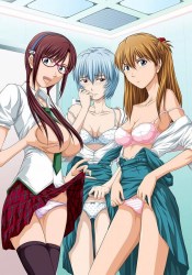 真希波マリ、密室でシンジと見せつけセックス → 刺激された綾波とアスカも加わって乱交！