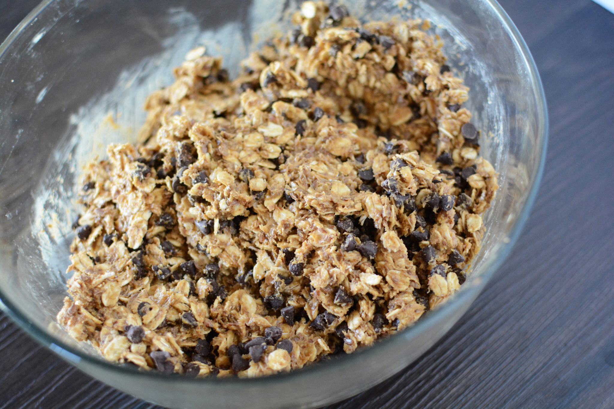 NoBake Peanut Butter & Chocolate Lactation Energy Balls