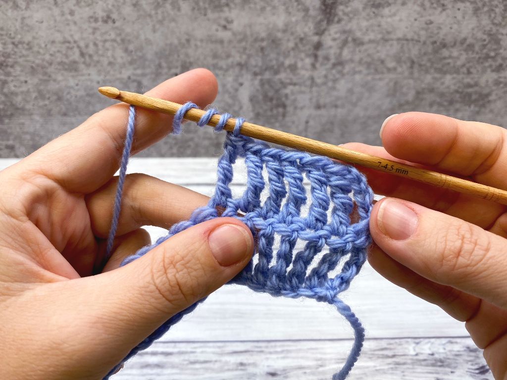 Guide to the Double Treble Crochet Stitch love. life. yarn.