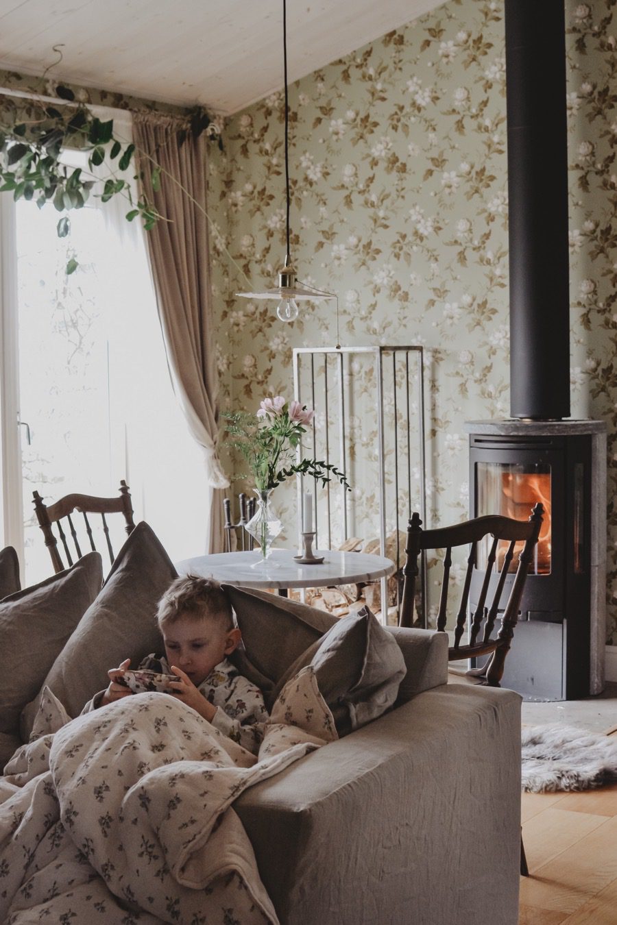 Gamla Soffor Att klä om ett par gamla soffor Lovely LifeNär gamla sofforna blir