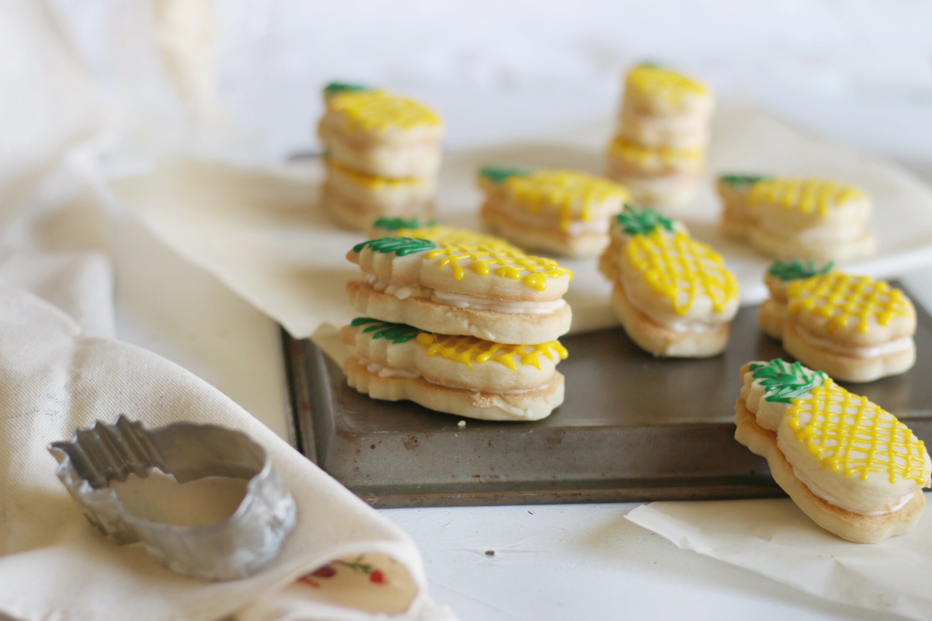 Pineapple Sandwich Cookies Lovely Limone