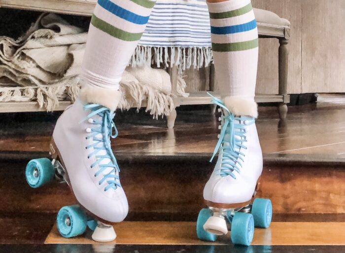How To Make Your Roller Skates Fit Better // DIY Faux Fur Lining