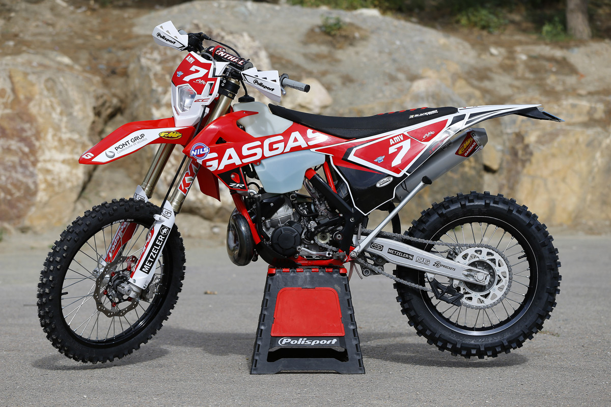 Review of GAS GAS EC 250 Racing 2017 pictures, live photos