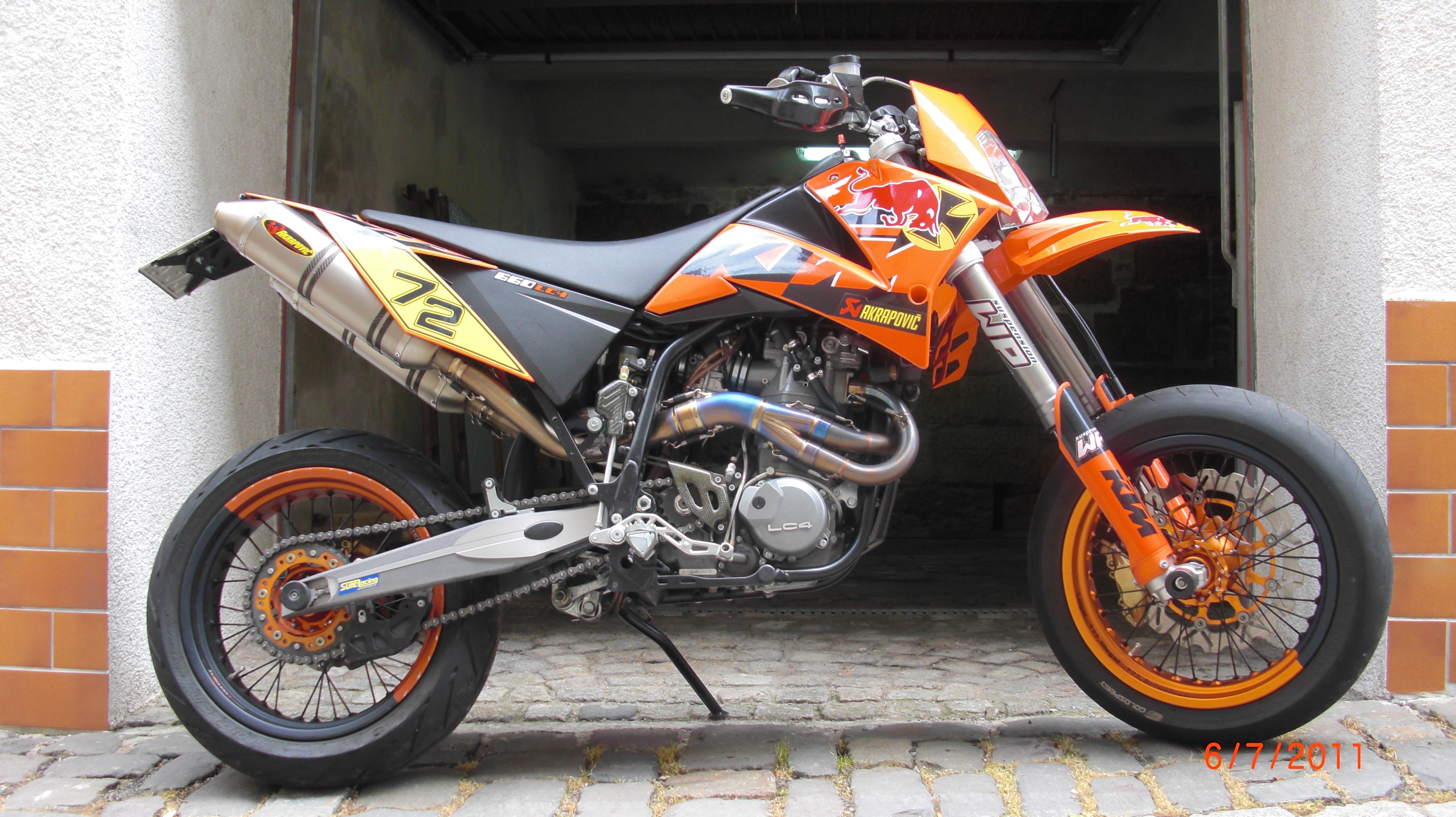 Review of KTM 660 SMC 2003 pictures, live photos &amp; description KTM 660