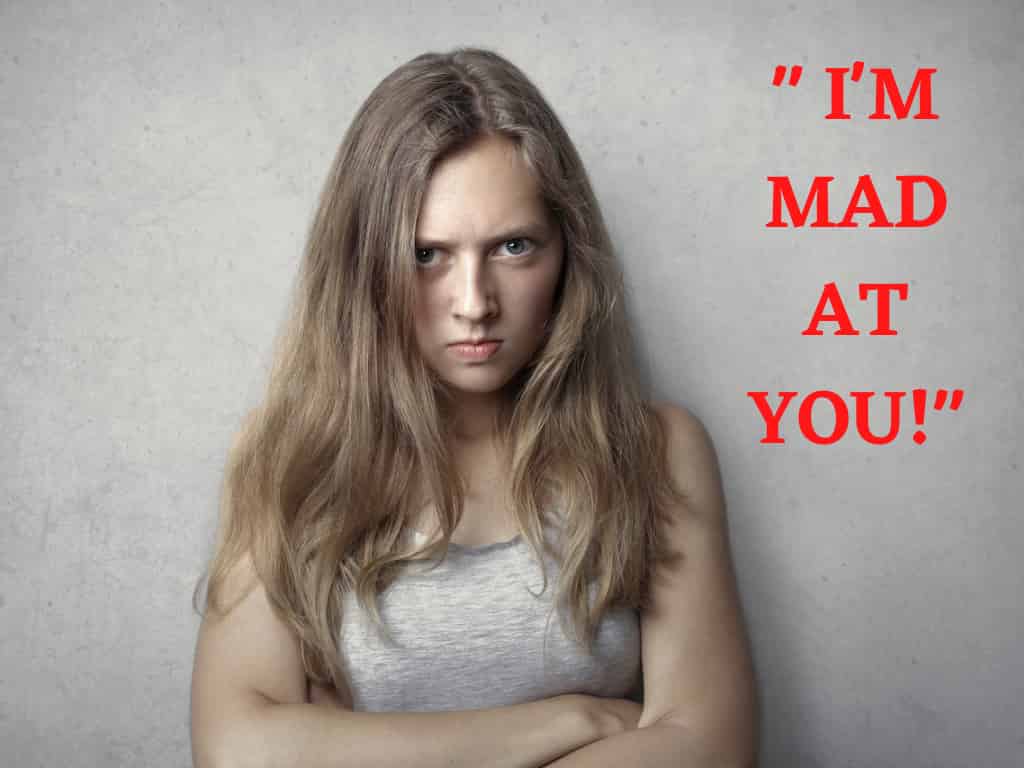 10 Reasons Why Your Girlfriend Is Angry & Tips to Handle Her