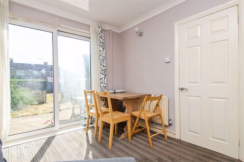 Poplar Avenue, Brownhills, Walsall Lovett&Co. Estate Agents Lichfield, Burntwood, Cannock