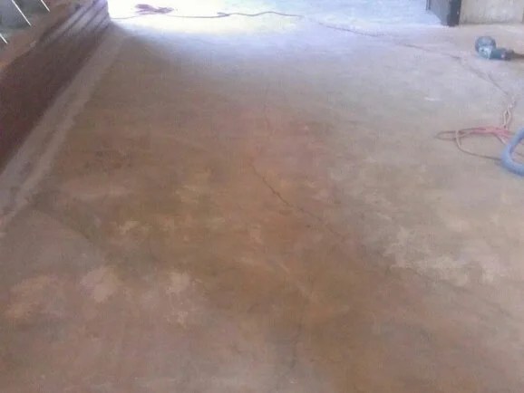 How Long Do You Leave Acid Stain On The Surface Of Concrete?