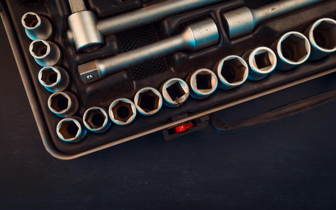 Best Socket Sets for Mechanics & DIY Car Maintenance Low Offset