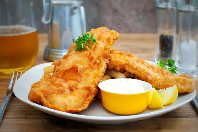 How many calories are in fried fish? Carbs and Calories In Fried Fish: Is Fried Fish Keto?