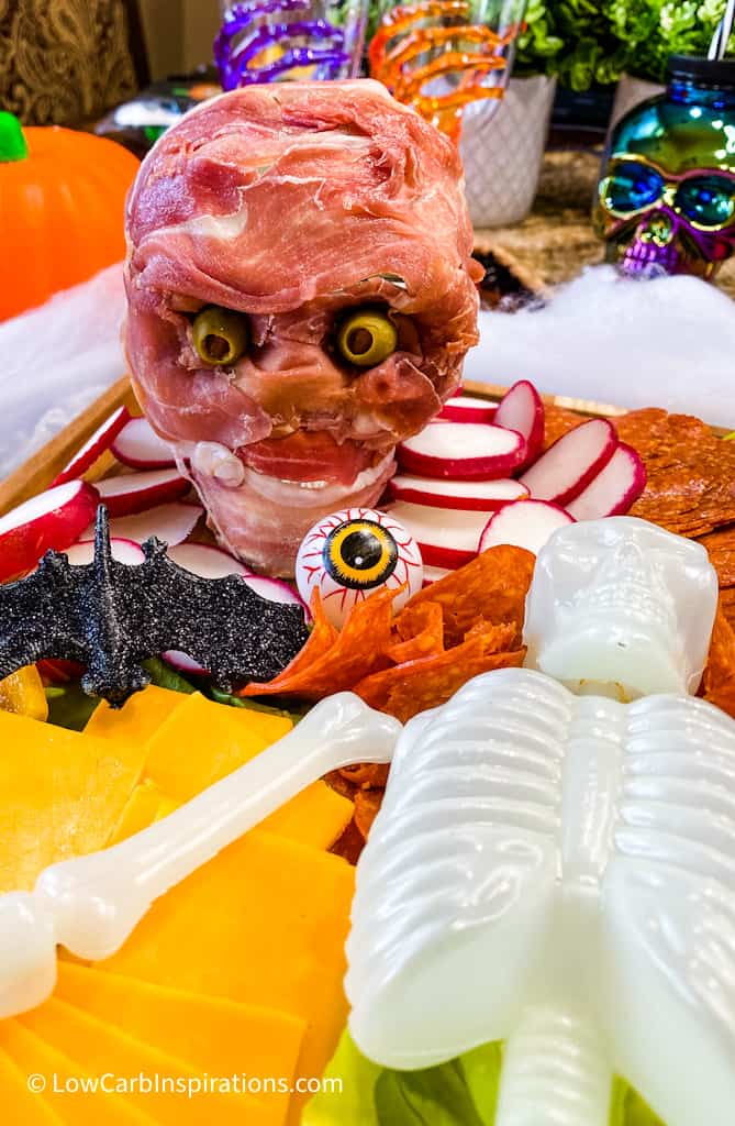 Easy Skeleton Charcuterie Board (Keto Friendly) Low Carb Inspirations