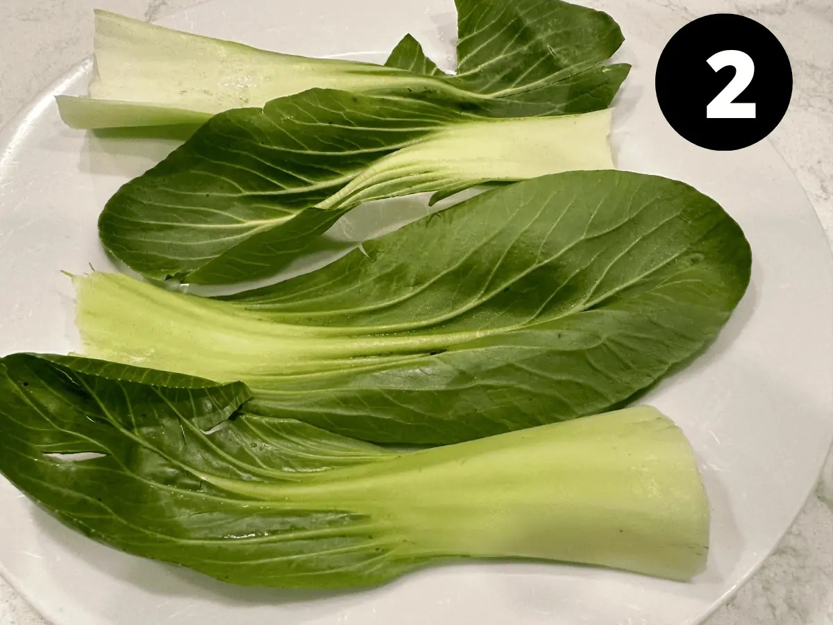 Steamed Bok Choy in the Microwave with Spicy Soy Sauce Low Carb