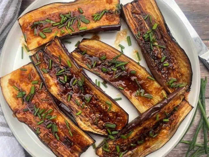 Broiled Japanese Eggplant with Spicy Soy Glaze (Low Carb) Low Carb