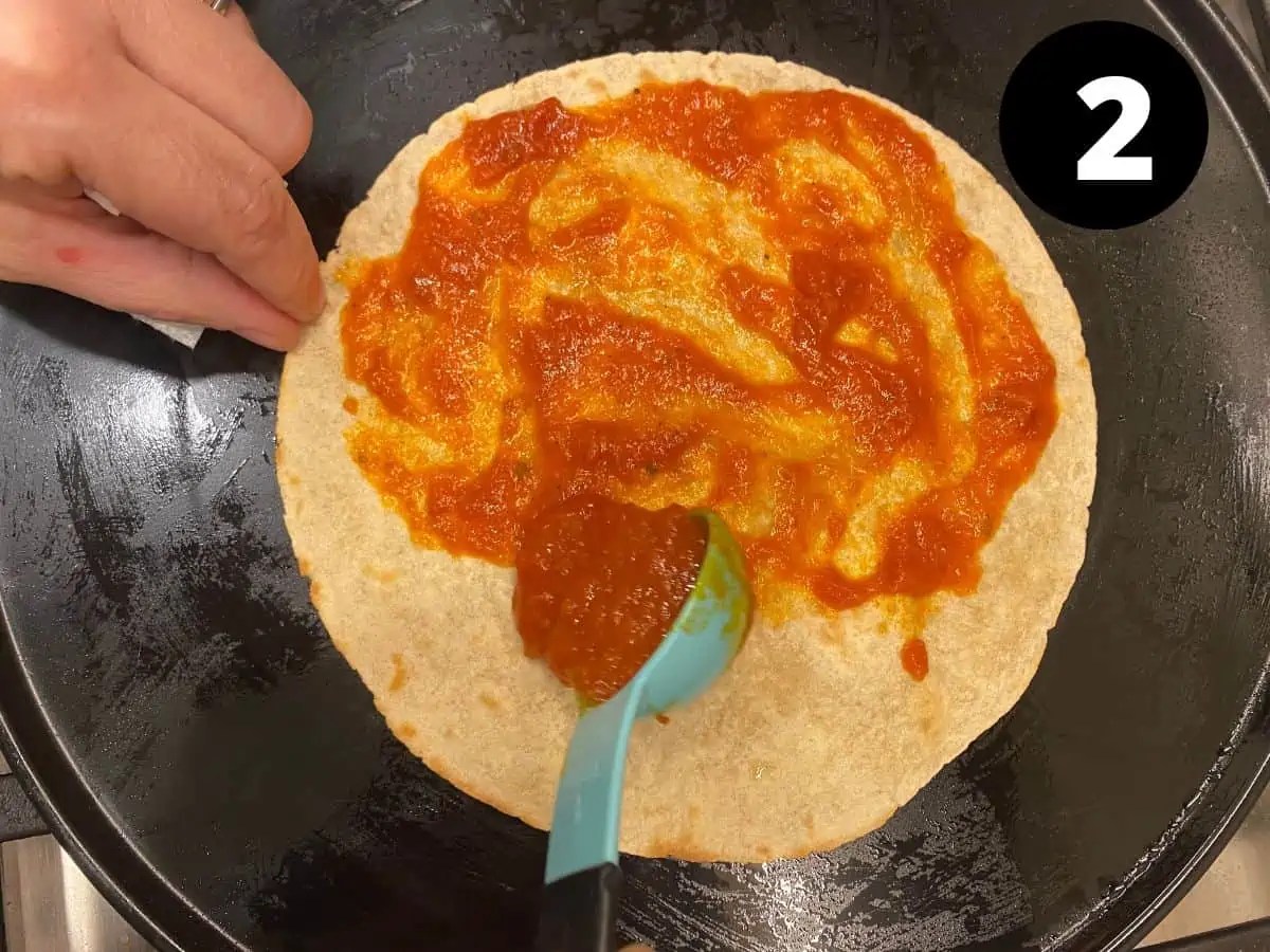 Low Carb Tortilla Pizza Low Carb Simplified