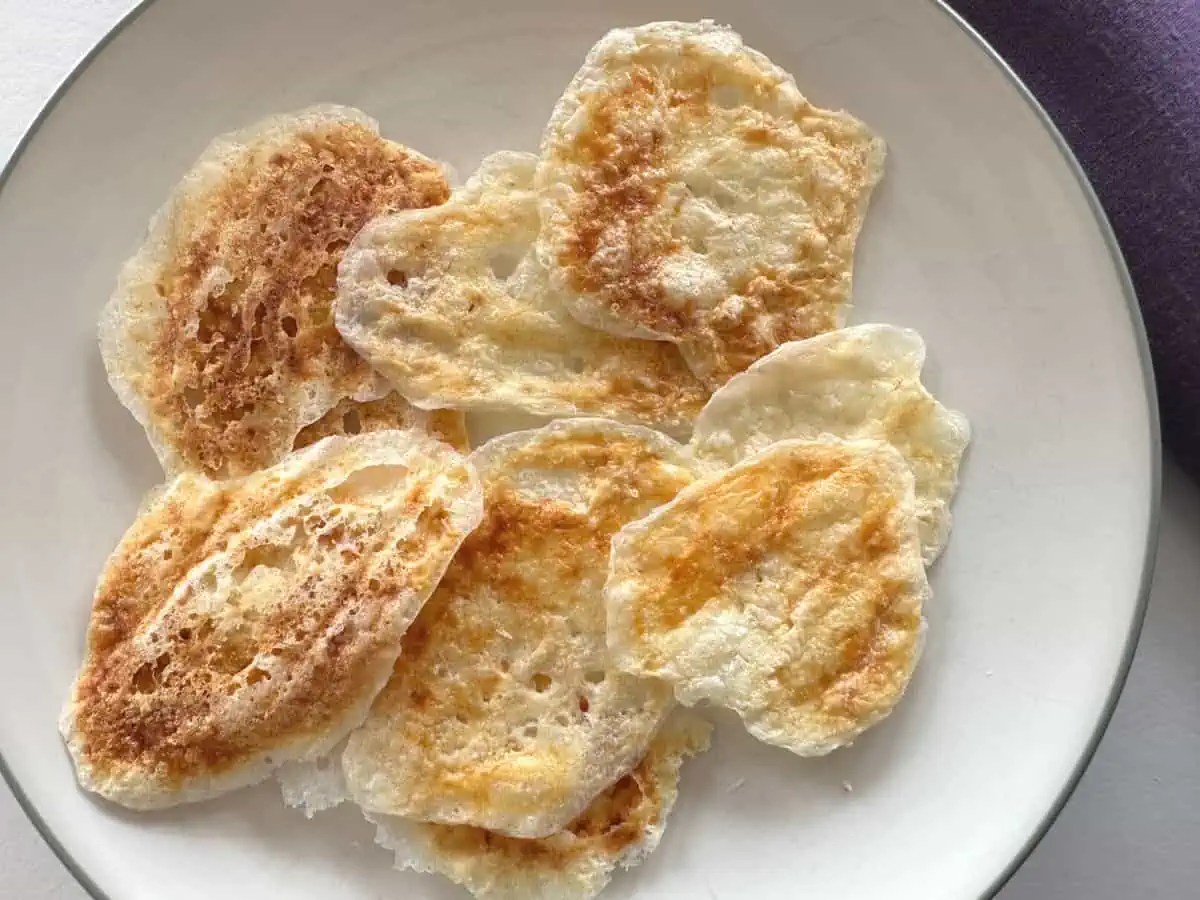 Microwave Cottage Cheese Chips (High Protein, Low Carb) Low Carb