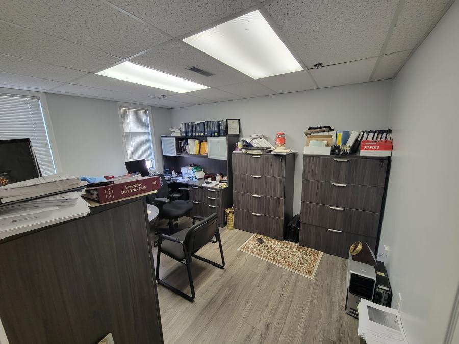 6 Courthouse Ln, Suite 5, Chelmsford, MA 01824