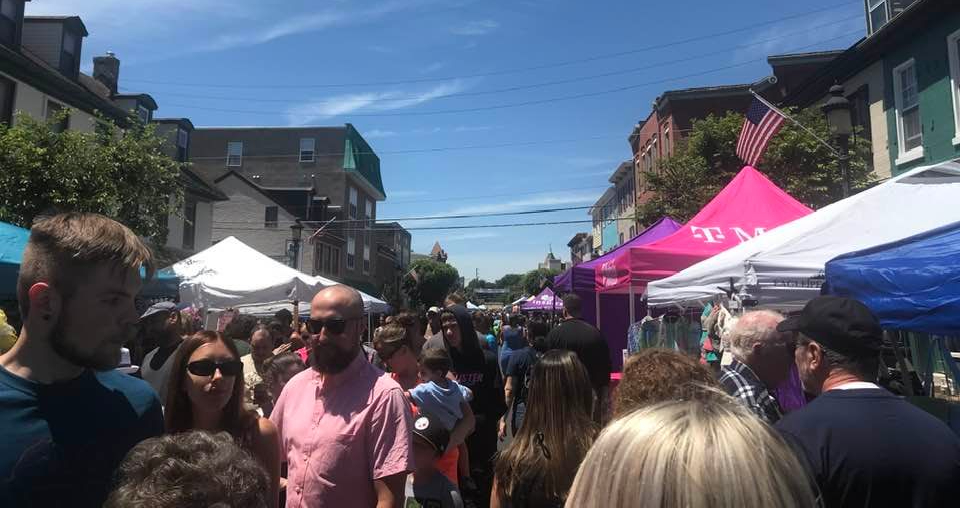 Bristol Sunday Stroll Has Successful Launch with Thousands Visiting