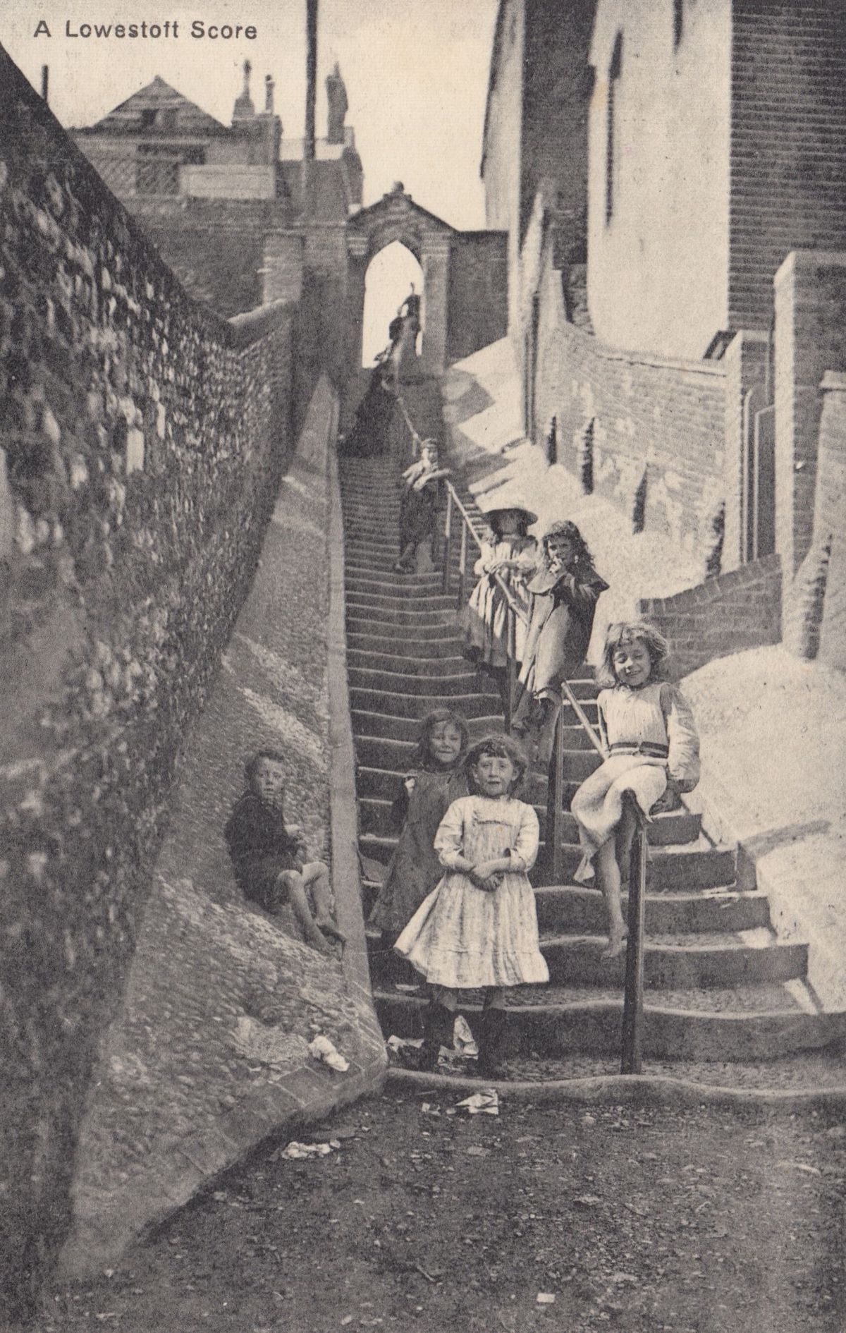 Mariners Score Lowestoft Old and Now