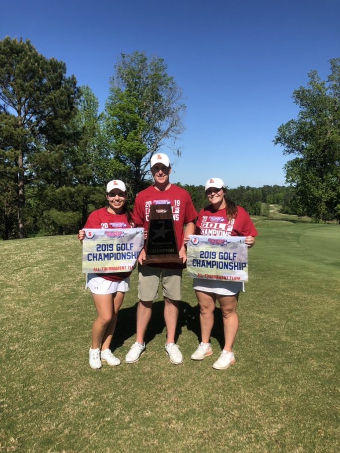 Loyola golf celebrates their first conference title The Maroon