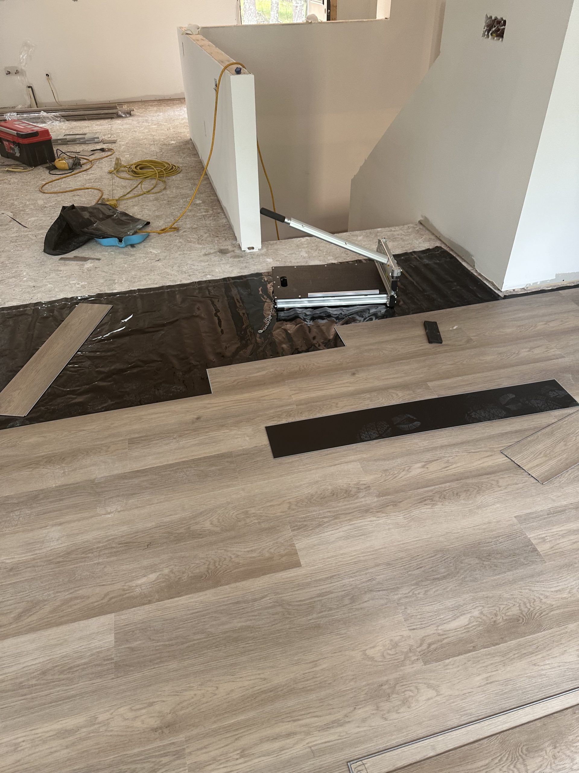 Gallery Lozano Flooring LLC