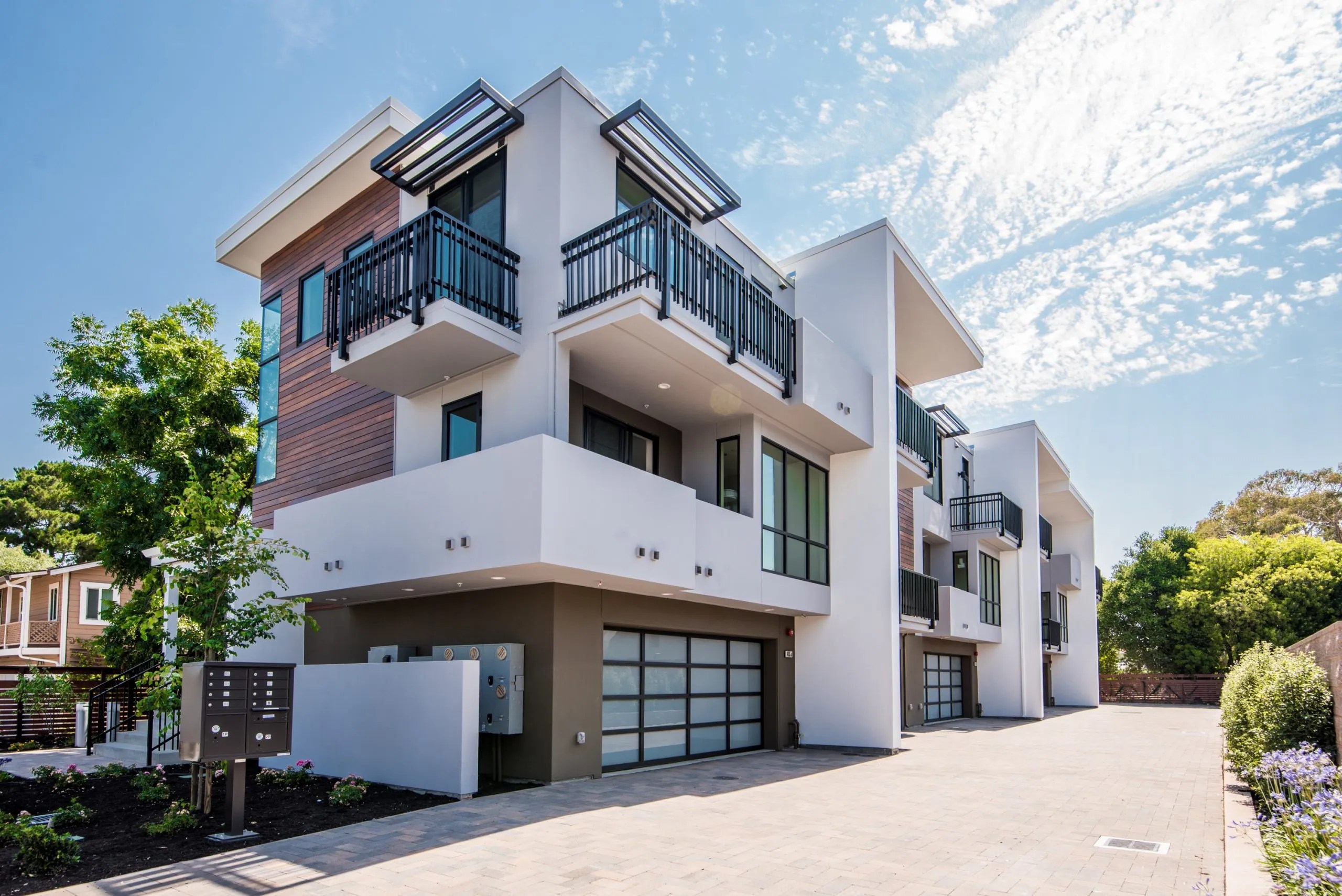 PALO ALTO TOWNHOMES