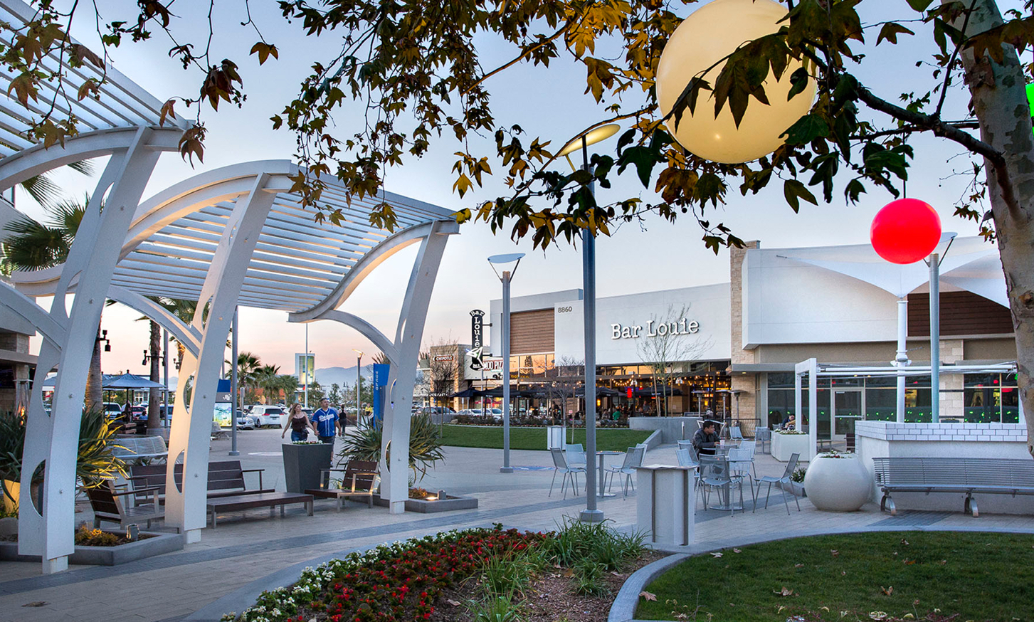 Promenade at Downey Lyle Parks Jr. Construction