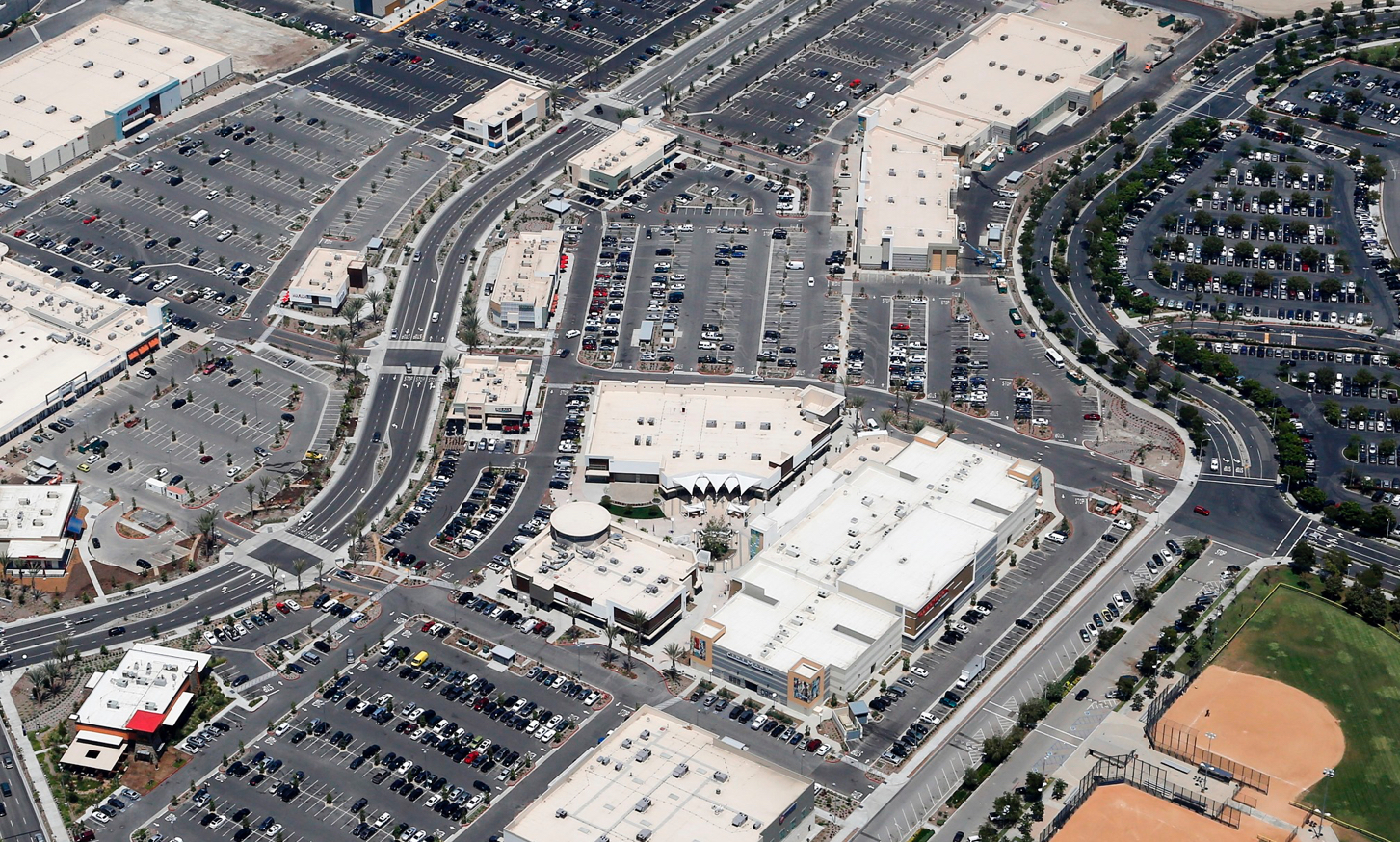 Promenade at Downey Lyle Parks Jr. Construction