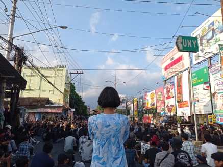 dok/rhetor/dewi