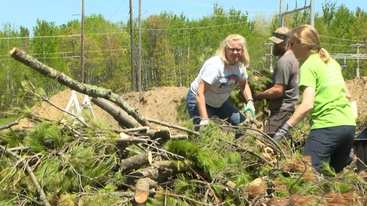 Hackensack CleanUp Day Lets Neighbors Help Neighbors Maintain Their