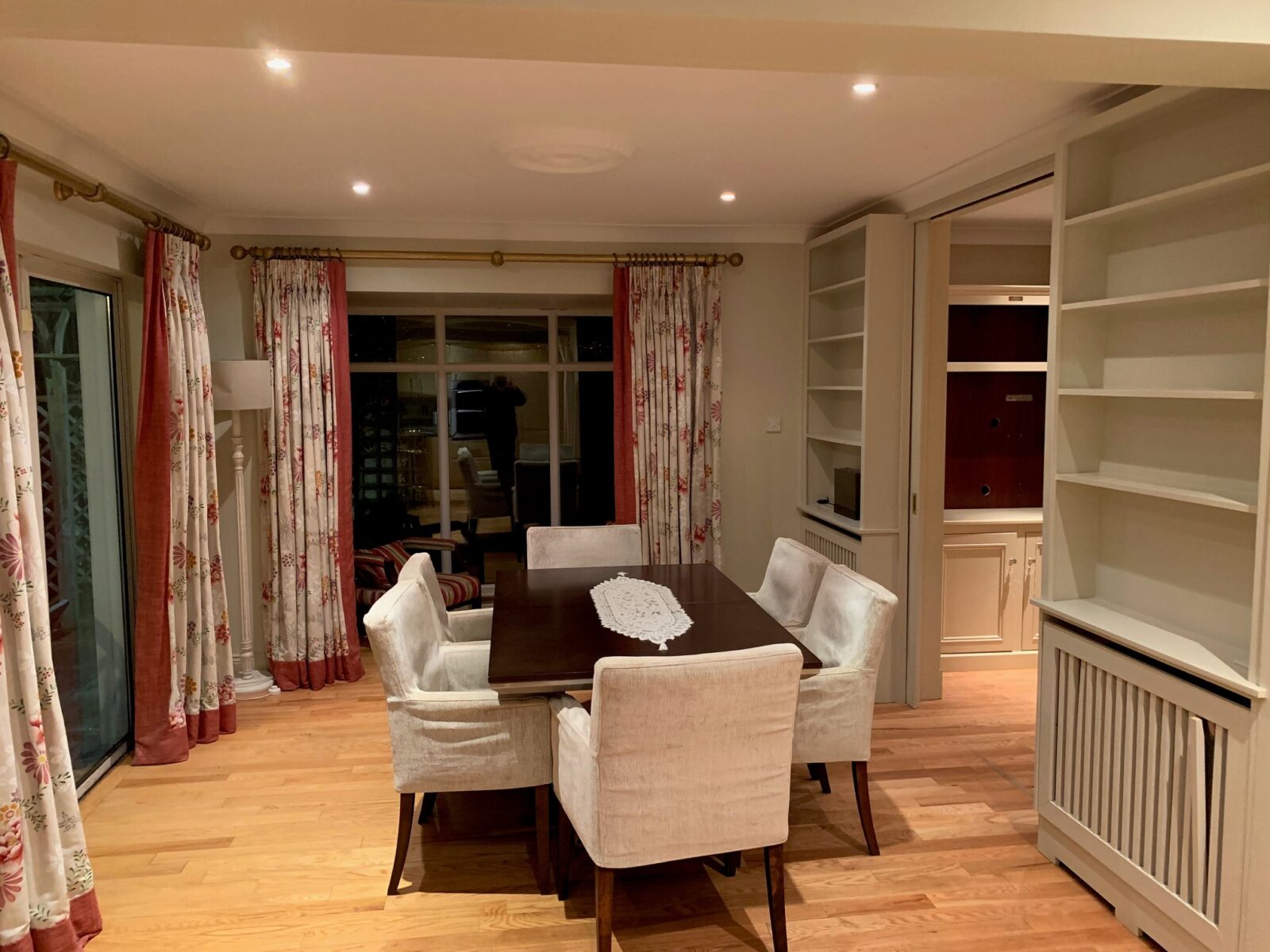 12 Moyglare Abbey, Maynooth, Co. Kildare. Liam Reilly Auctioneers