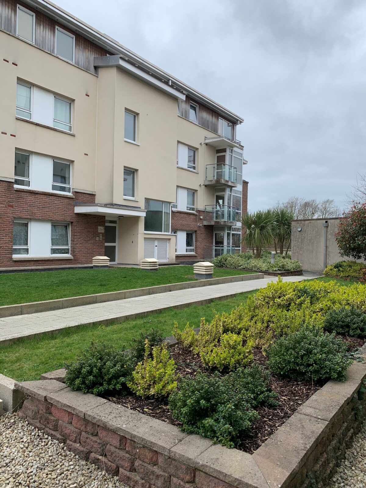 20A Geraldine House, Lyreen Manor, Maynooth, Co. Kildare. Liam Reilly