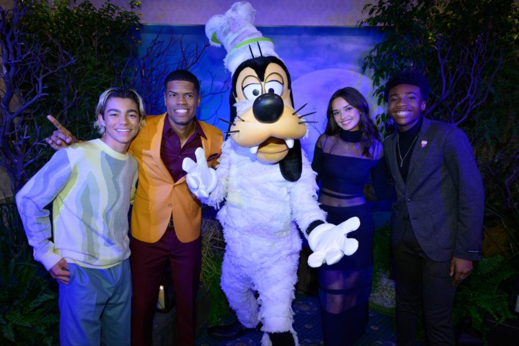 Under Wraps 2 Premiere At Disneyland Park Interviews