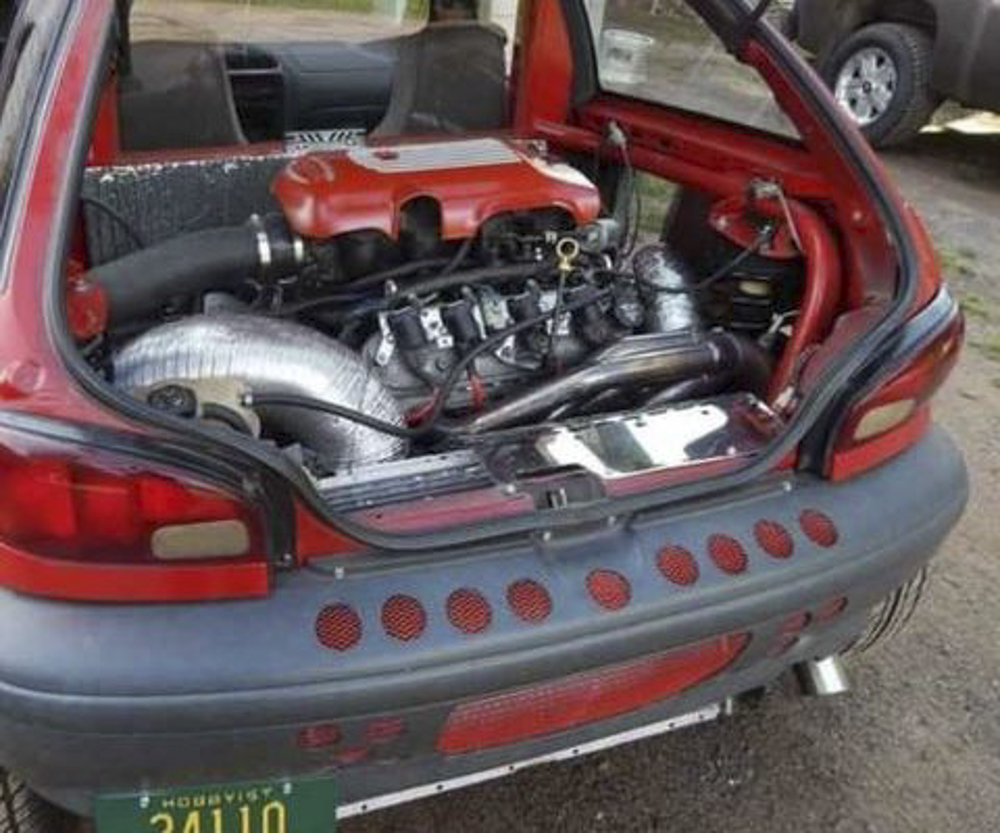Mid Engine V8 Geo Metro Proves Welders Are Underappreciated