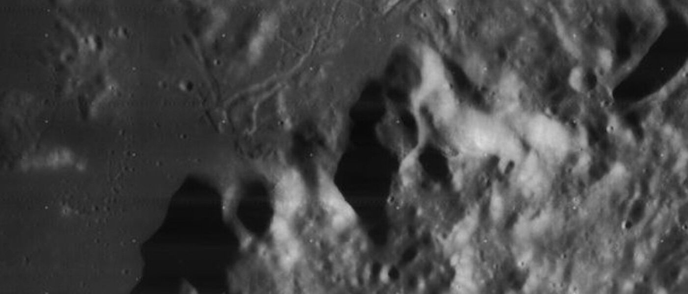 Liberty Science Center What is the tallest mountain on the Moon?