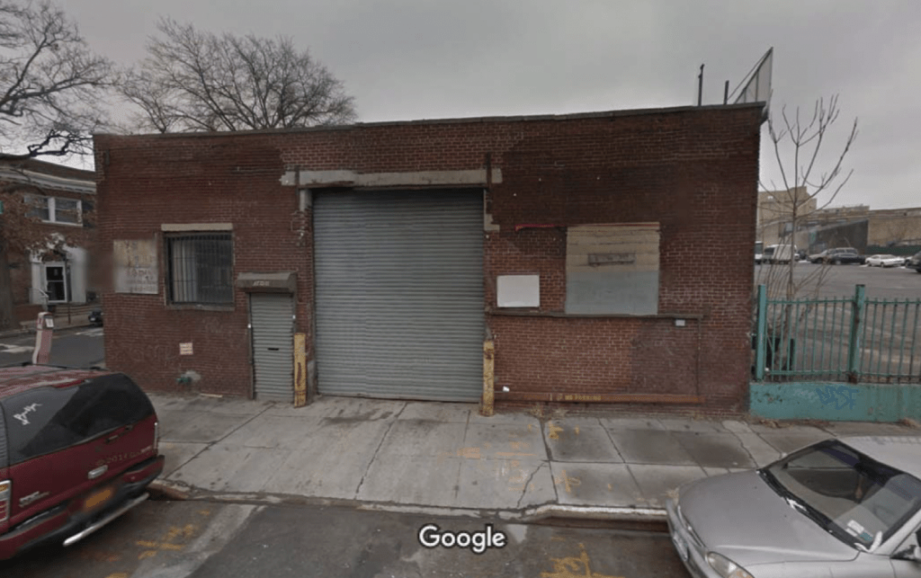 Flushing Self Storage LSC Development