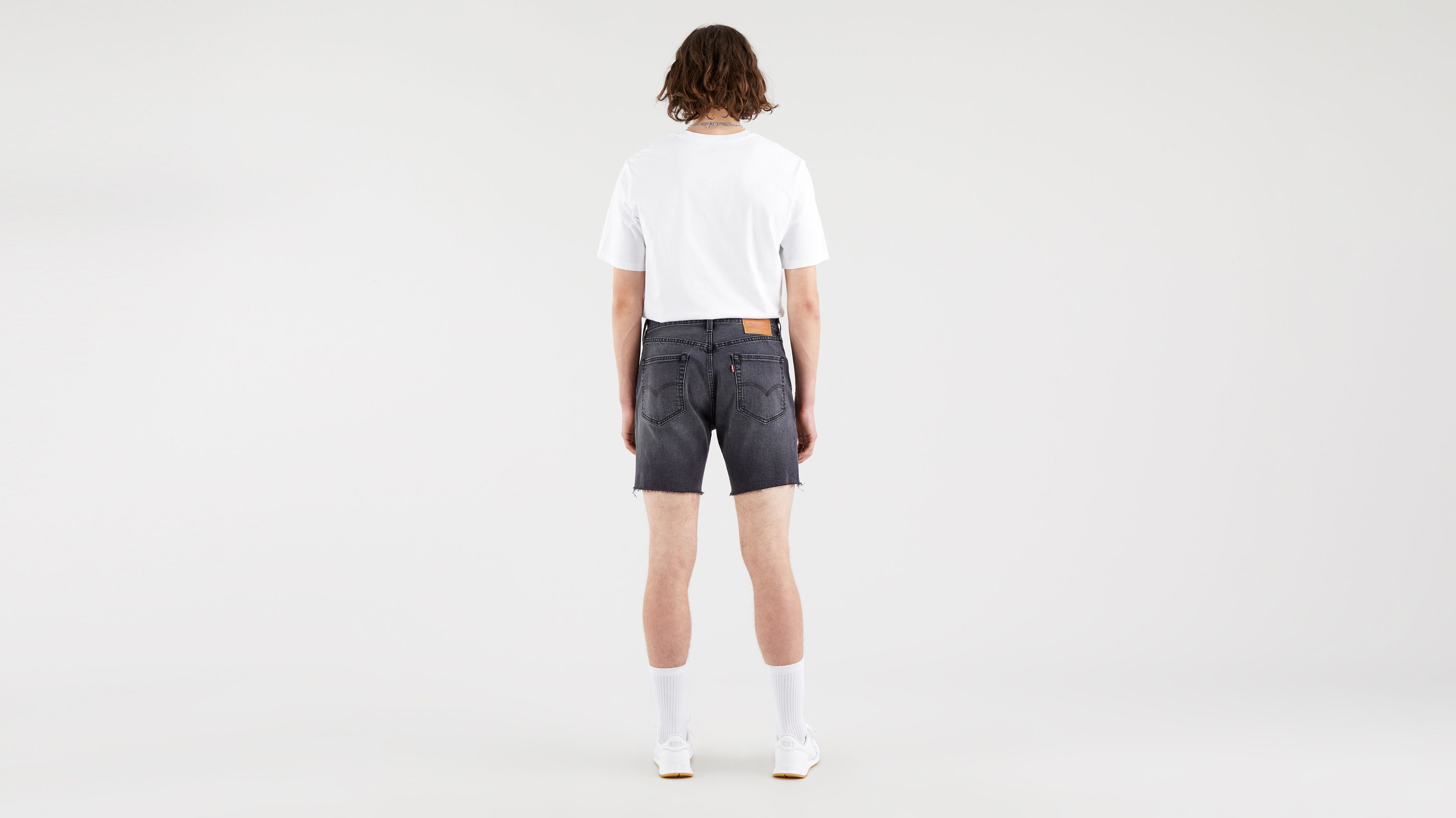 501® Levi's® '93 Shorts - Black | Levi's® ES