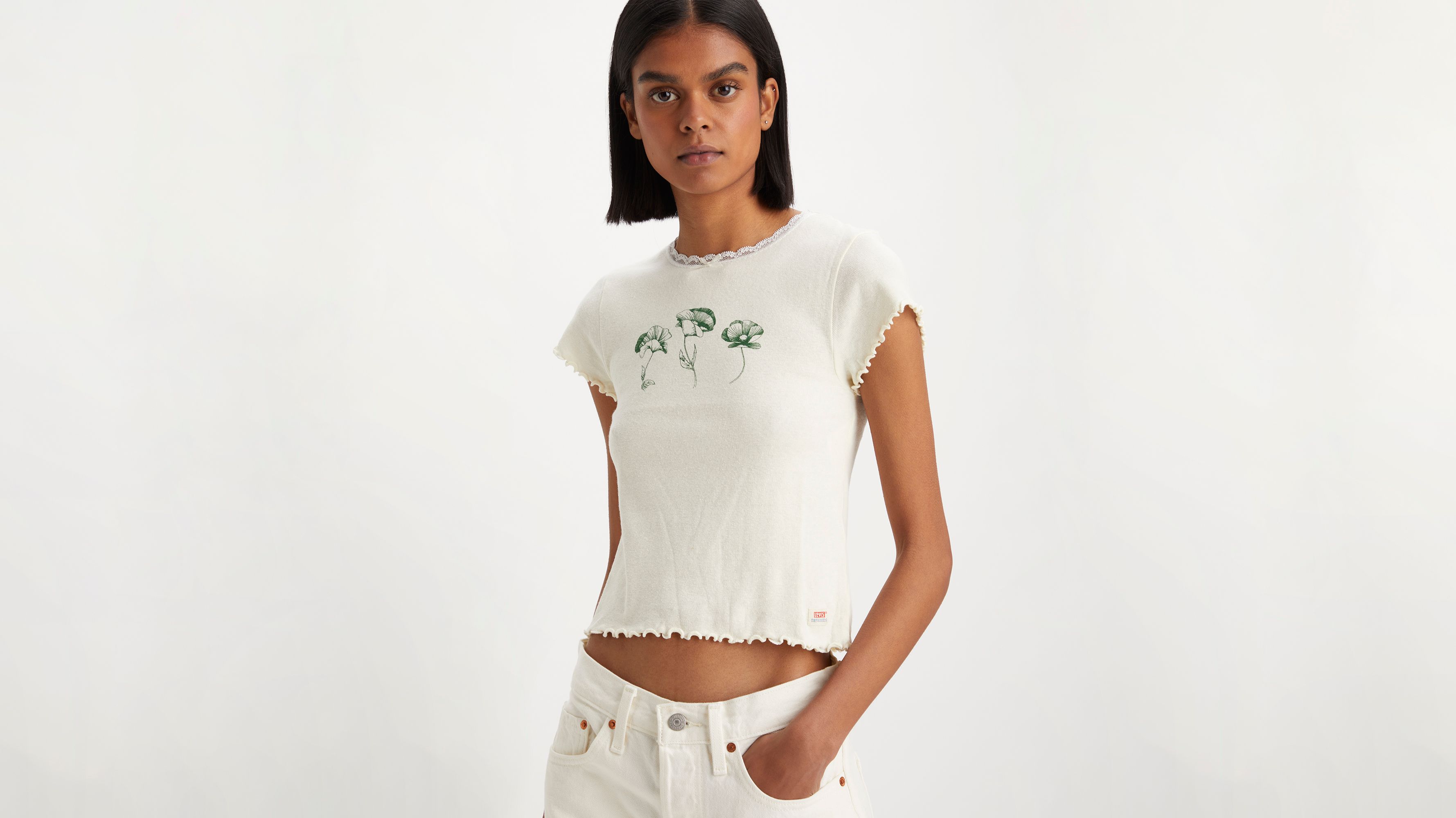 Graphic Dry Goods Short Sleeve Tee White Levi's® MT