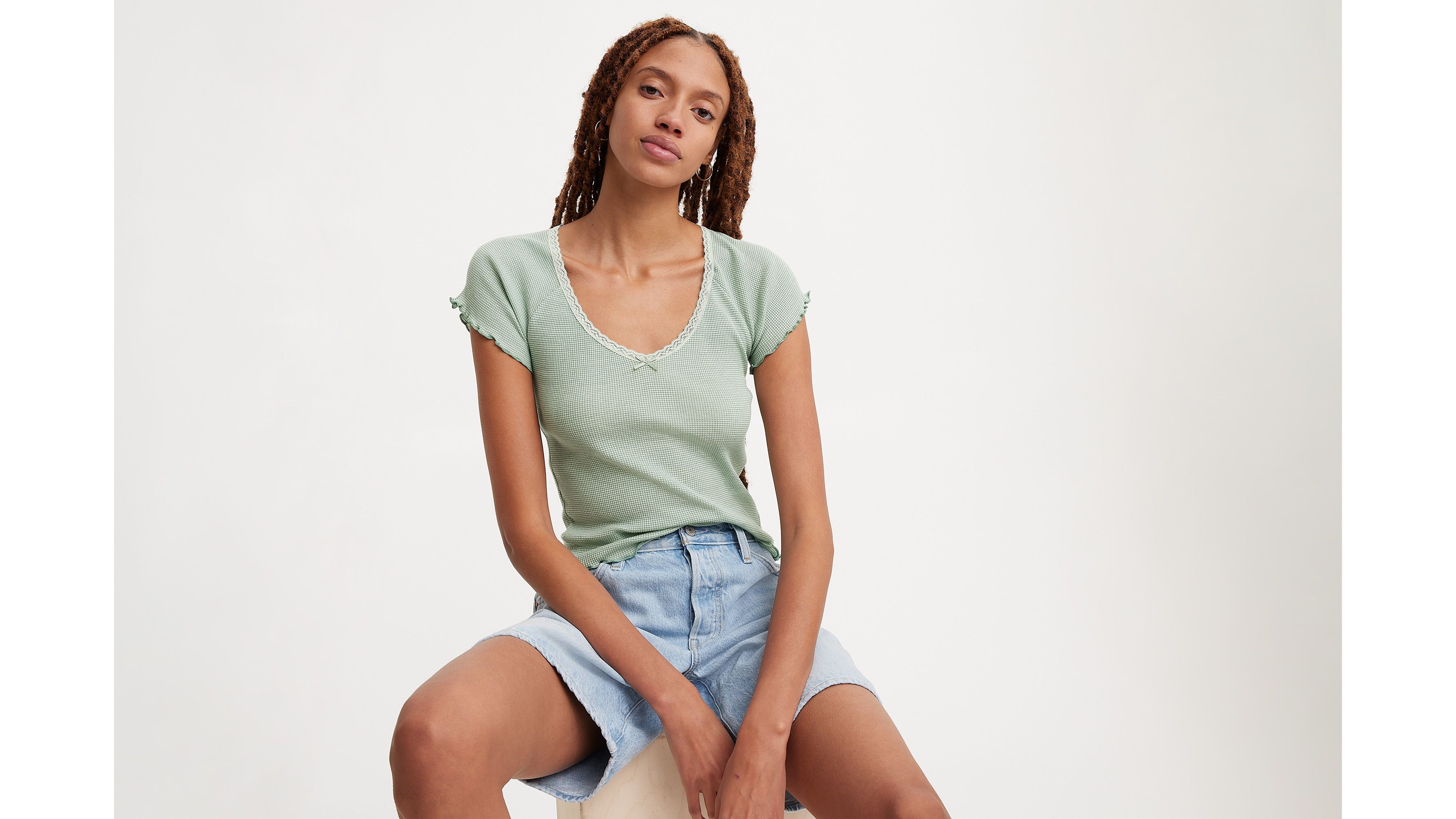 Dry Goods Vneck Tshirt Green Levi's® US