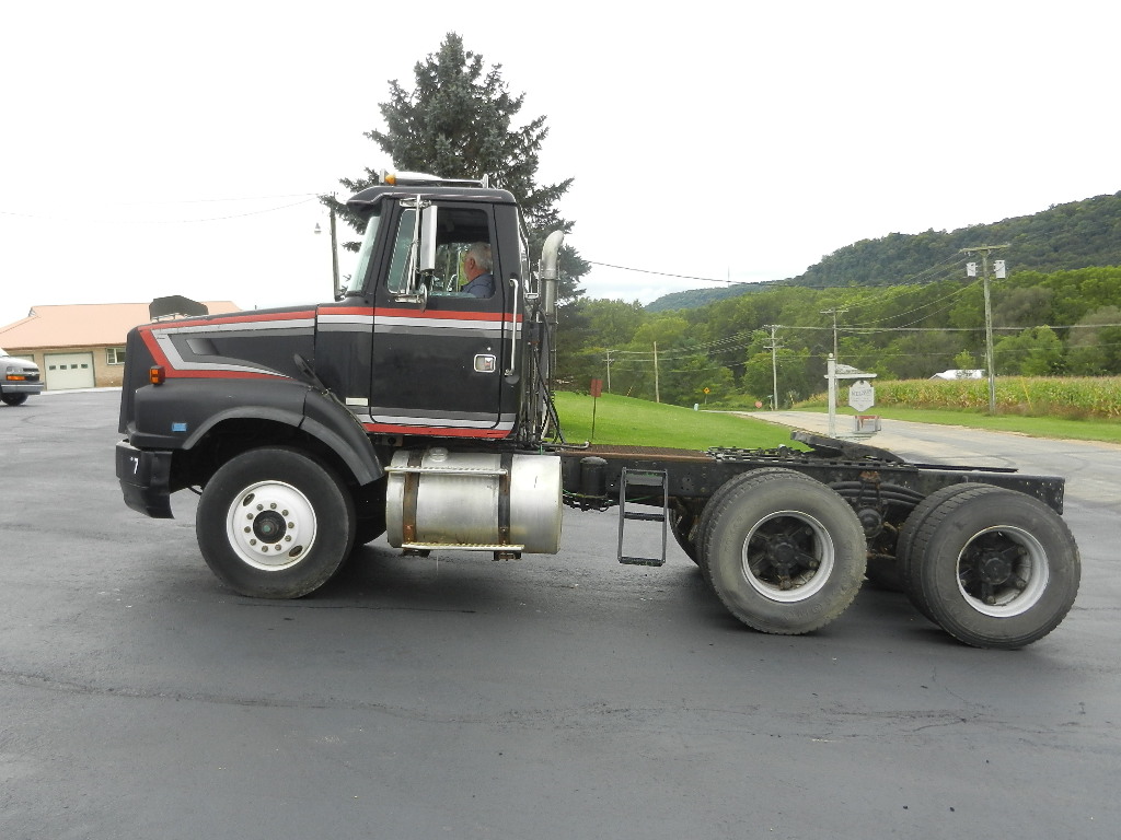 La Farge Truck Center Truck Information