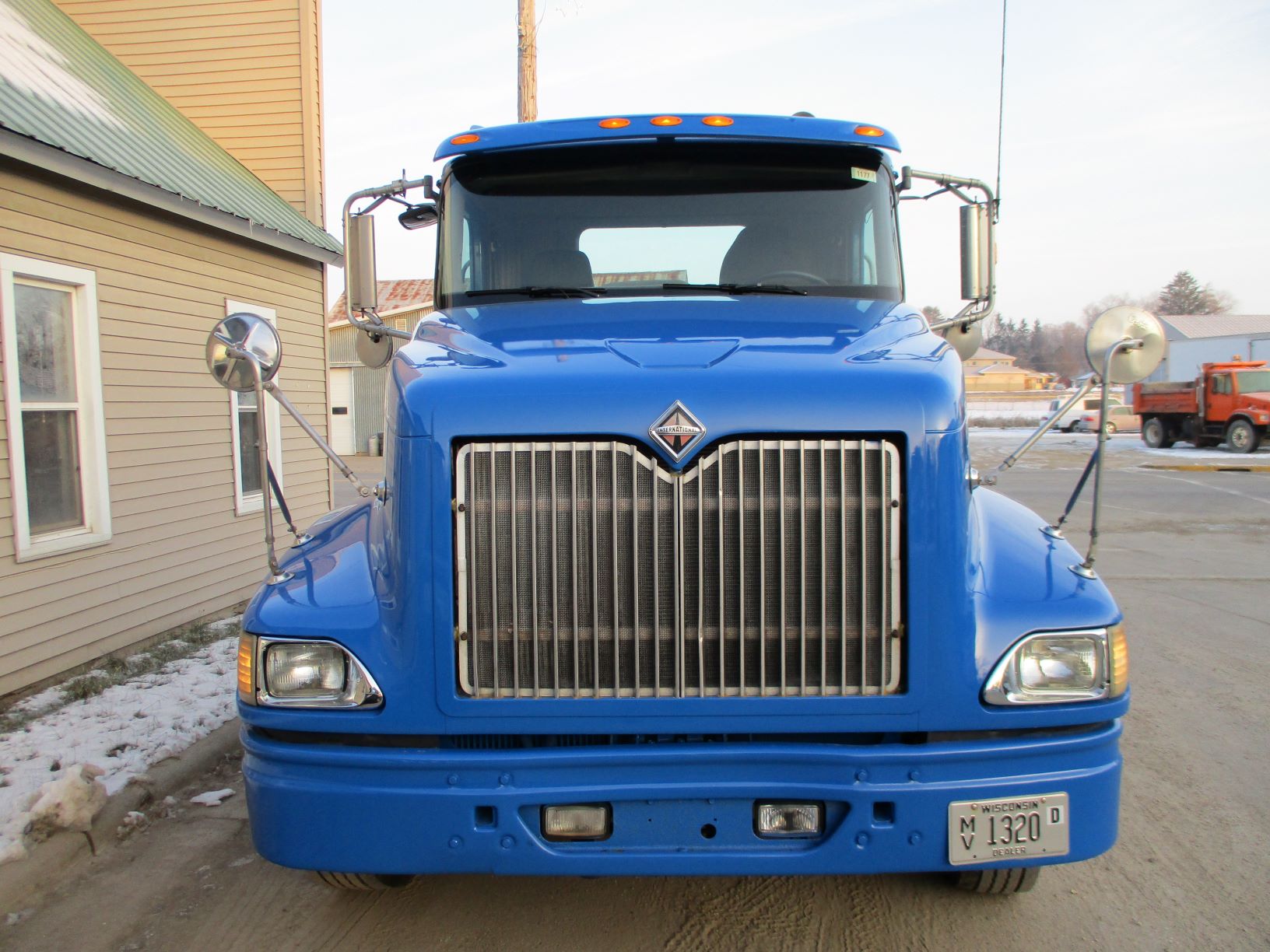 La Farge Truck Center Truck Information