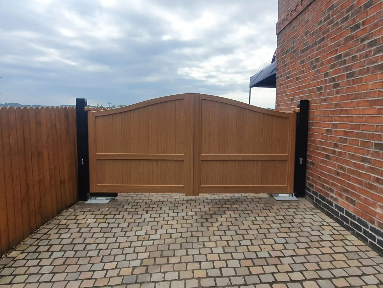 Aluminium Gates Cheshire Gate Design LT Garage Doors Ltd