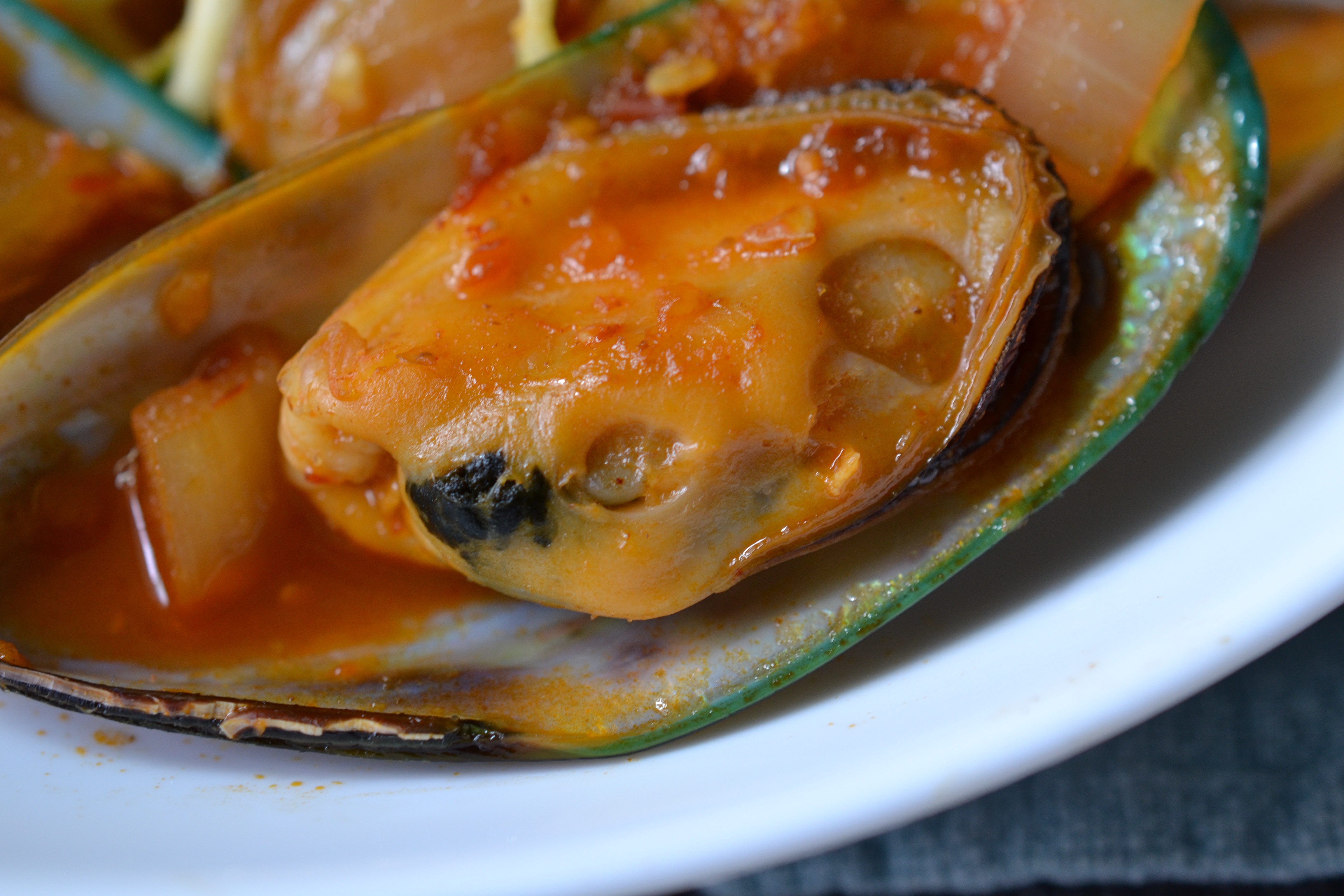 Spicy Mussels Zucchini Noodles Lubna's Culinary Adventures