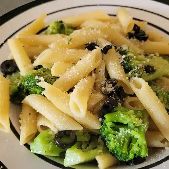 Specializes In Pizza, and Pasta Luca Pizza Cafe