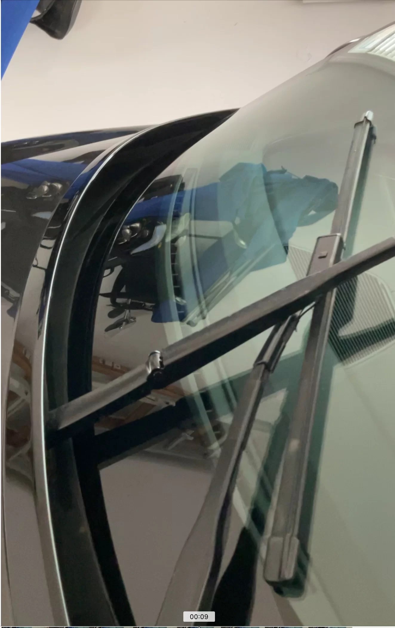 Wiper blades out of sync Lucid Owners Lucid Motors Forum