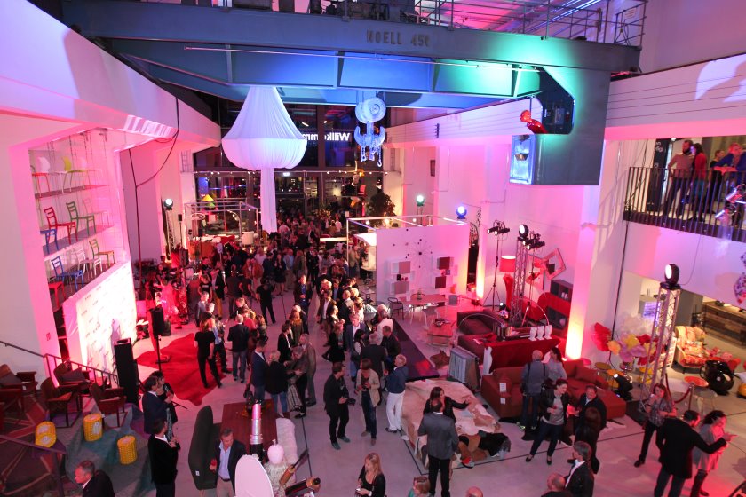 The quality of Kare German furniture brand has VIP München ﬂagship